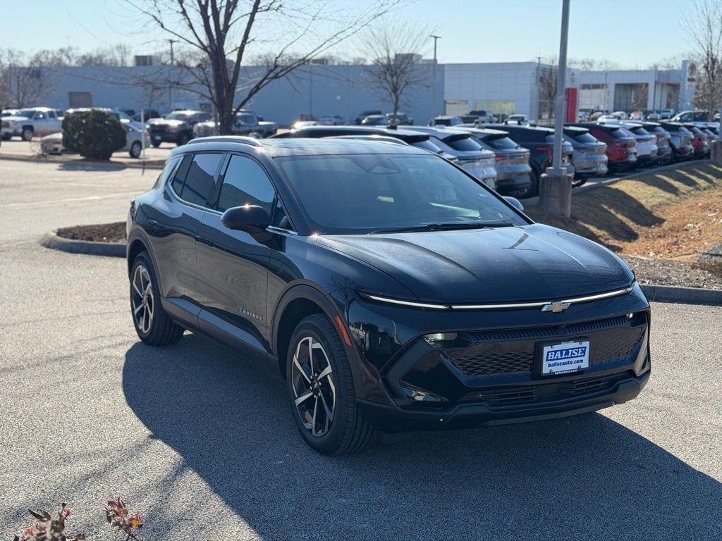 2026 Chevrolet Equinox EV LT
