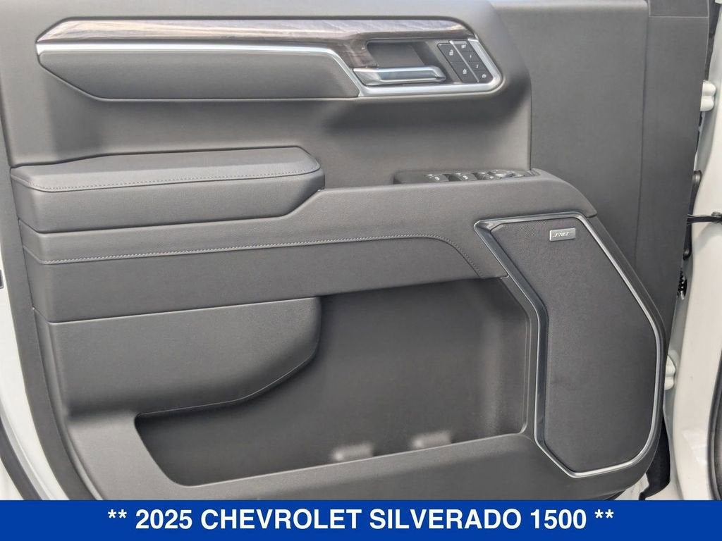 2025 Chevrolet Silverado 1500 LTZ