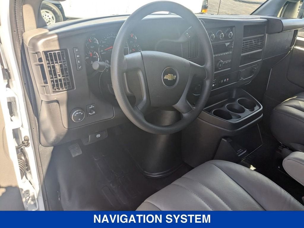 2025 Chevrolet Express Cargo 3500 WT