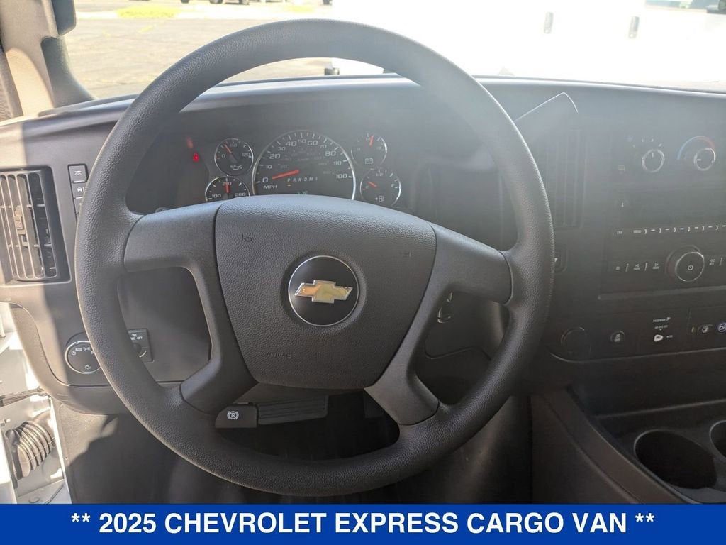 2025 Chevrolet Express Cargo 3500 WT