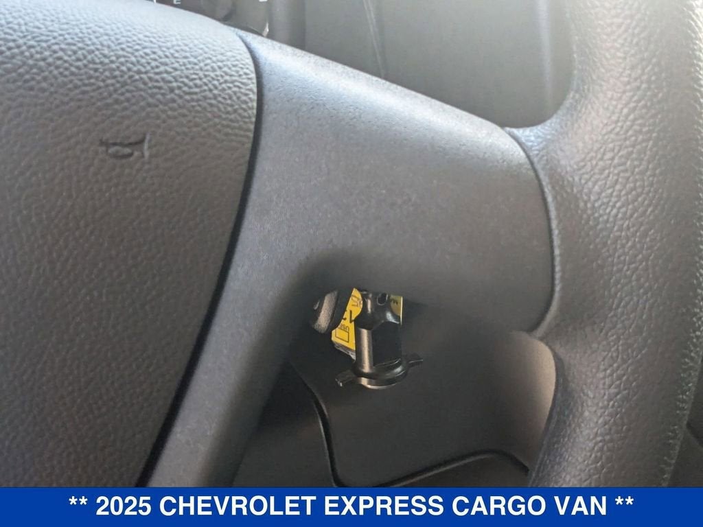 2025 Chevrolet Express Cargo 3500 WT