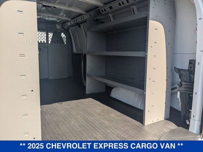 2025 Chevrolet Express Cargo 3500 WT