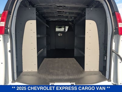 2025 Chevrolet Express Cargo 3500 WT