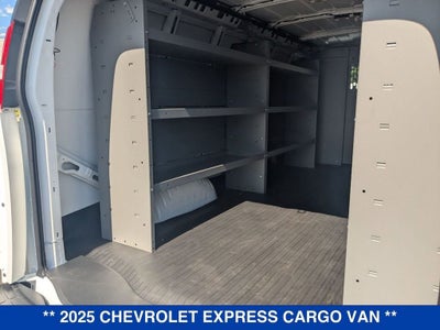 2025 Chevrolet Express Cargo 3500 WT