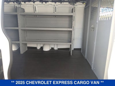 2025 Chevrolet Express Cargo 3500 WT