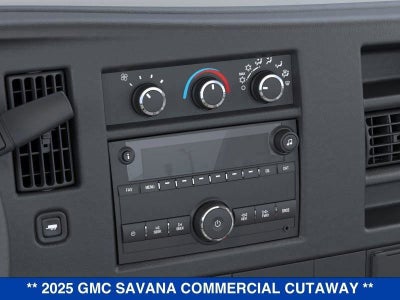 2025 GMC Savana Cutaway 3500 1WT