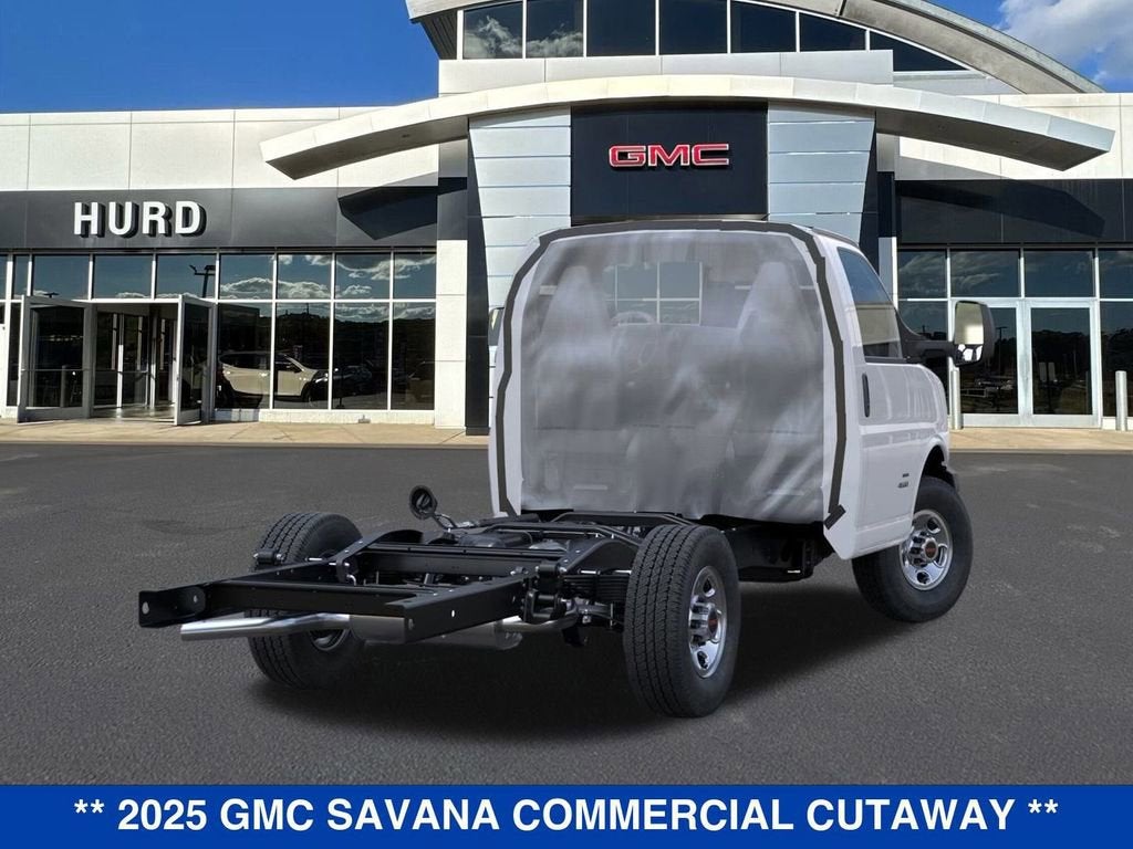 2025 GMC Savana Cutaway 3500 1WT