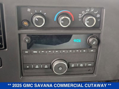 2025 GMC Savana Cutaway 3500 1WT