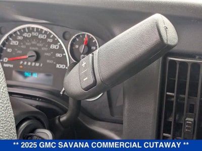 2025 GMC Savana Cutaway 3500 1WT
