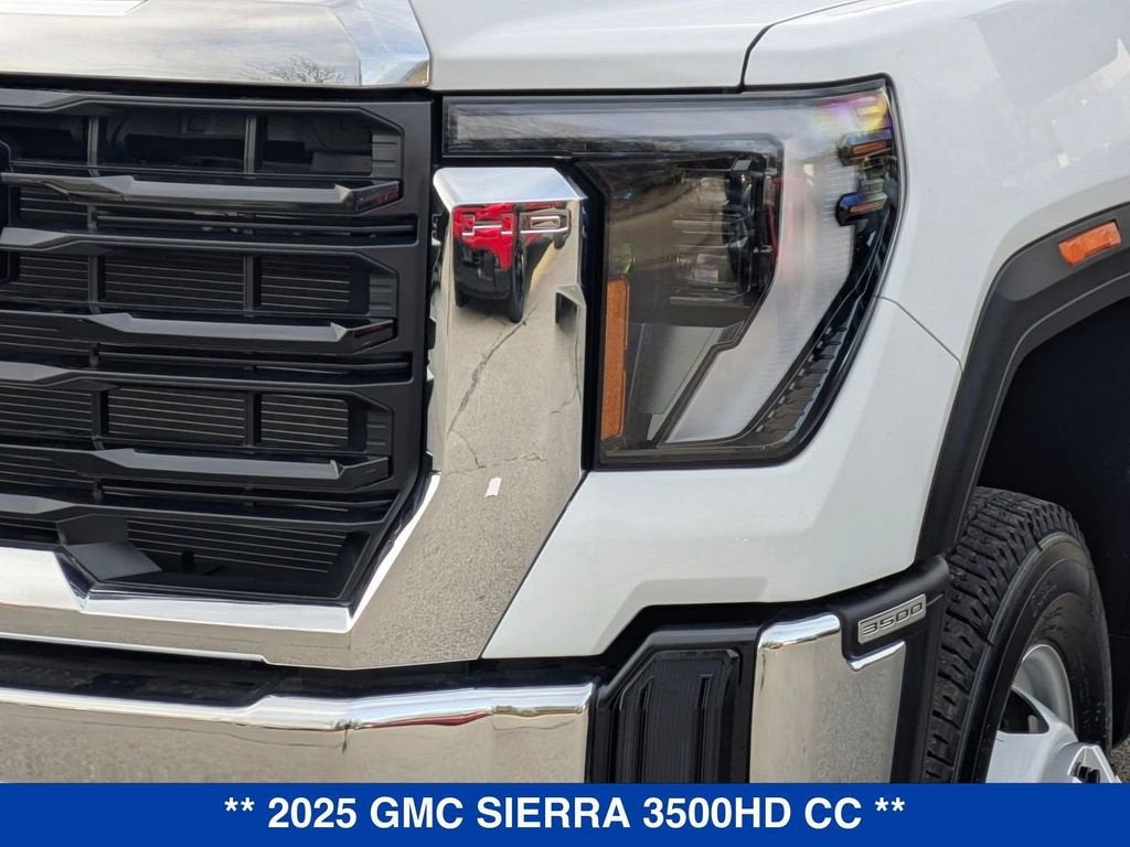 2025 GMC Sierra 3500 HD Chassis Cab Pro