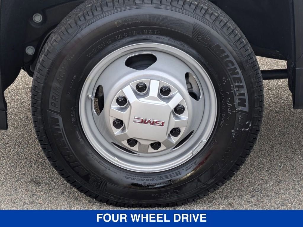 2025 GMC Sierra 3500 HD Chassis Cab Pro