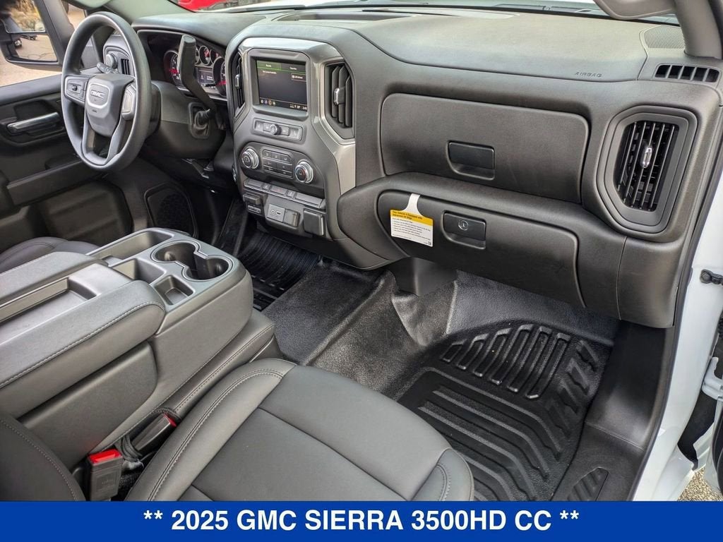 2025 GMC Sierra 3500 HD Chassis Cab Pro