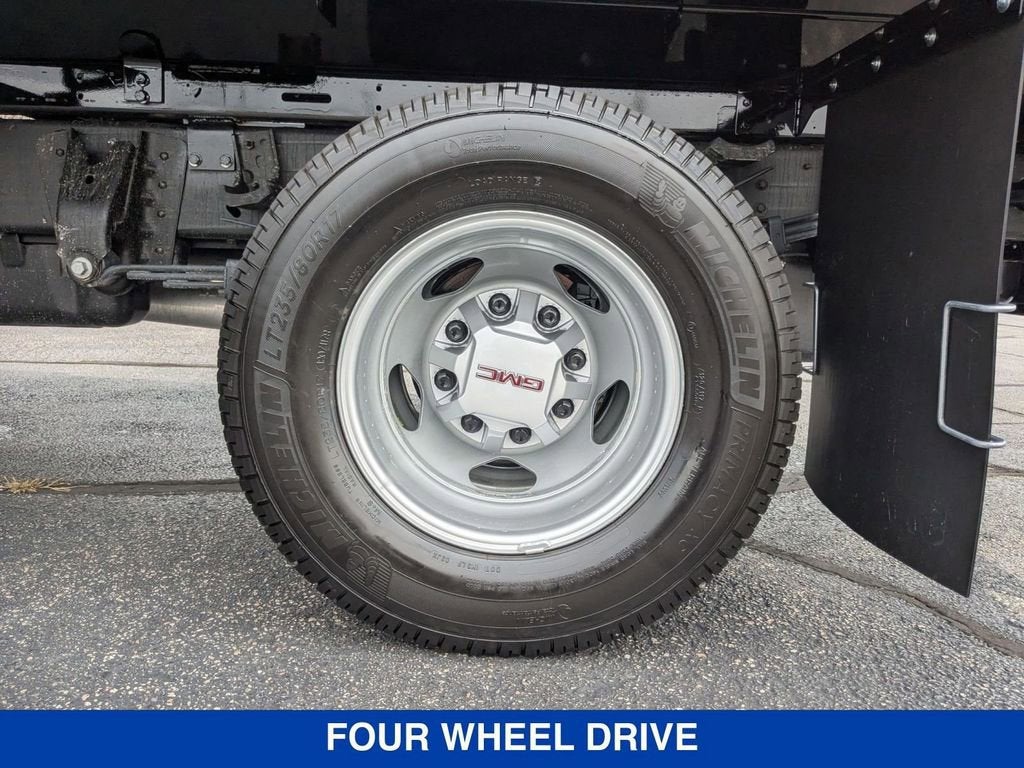 2025 GMC Sierra 3500 HD Chassis Cab Pro