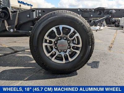 2025 GMC Sierra 3500 HD Pro