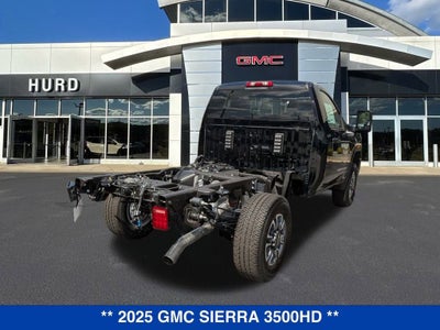 2025 GMC Sierra 3500 HD Pro