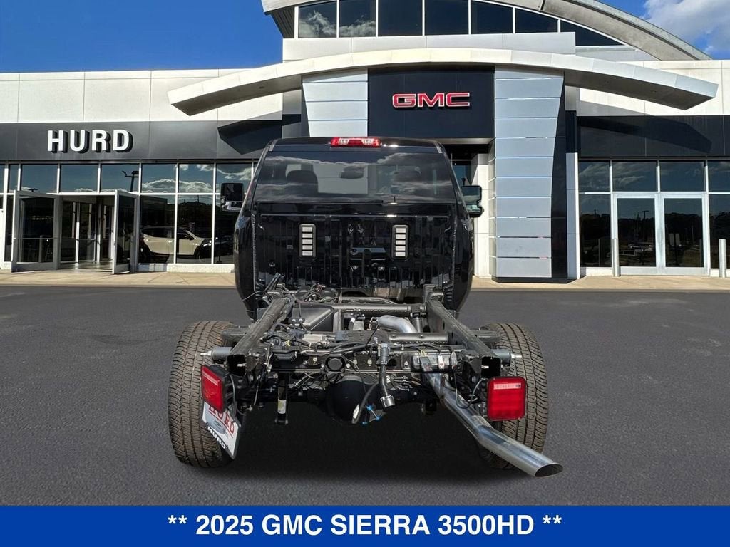 2025 GMC Sierra 3500 HD Pro