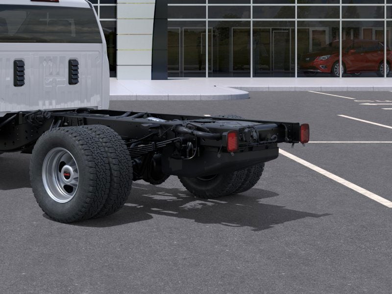 2025 GMC Sierra 3500 HD Chassis Cab Pro