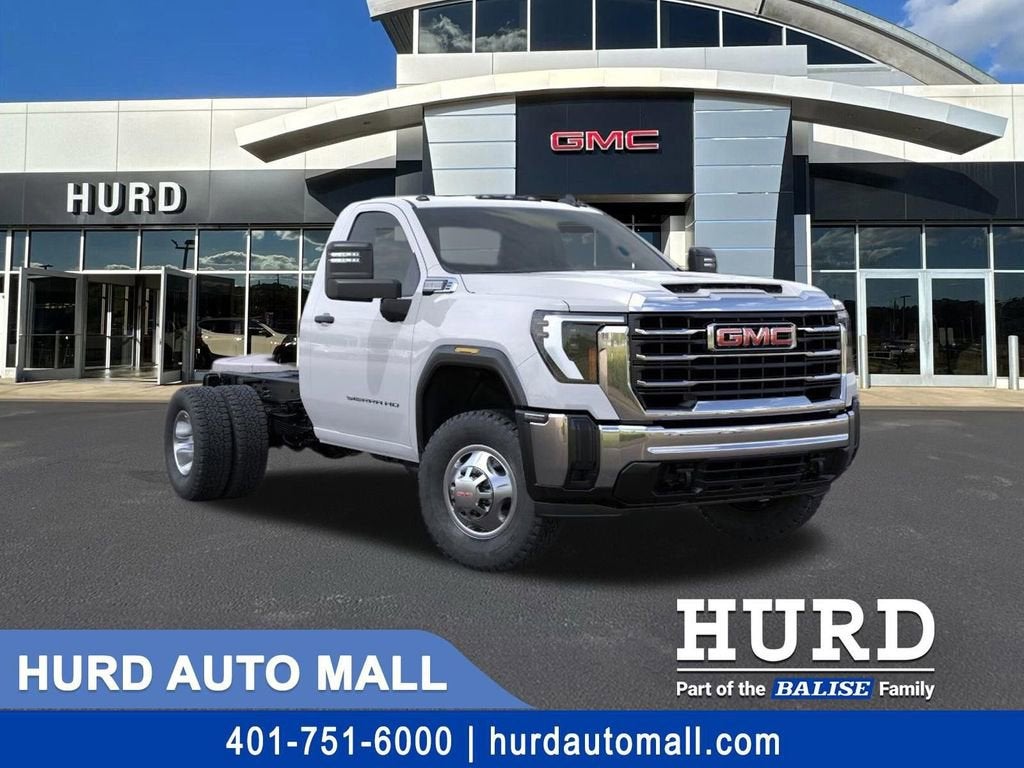 2026 GMC Sierra 3500 HD Chassis Cab Pro
