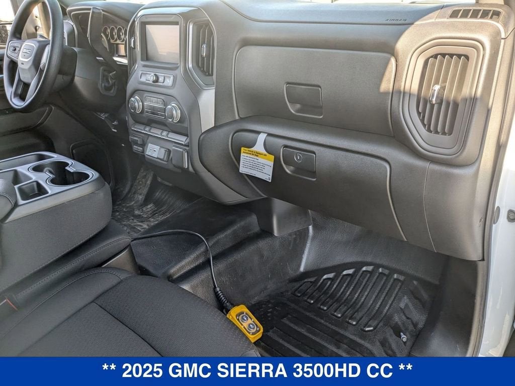2025 GMC Sierra 3500 HD Chassis Cab Pro