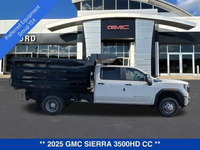 2025 GMC Sierra 3500 HD Chassis Cab Pro