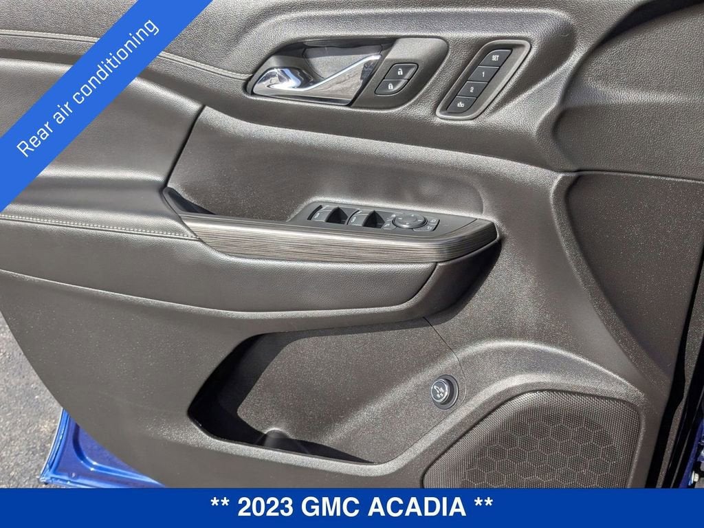 2023 GMC Acadia SLT