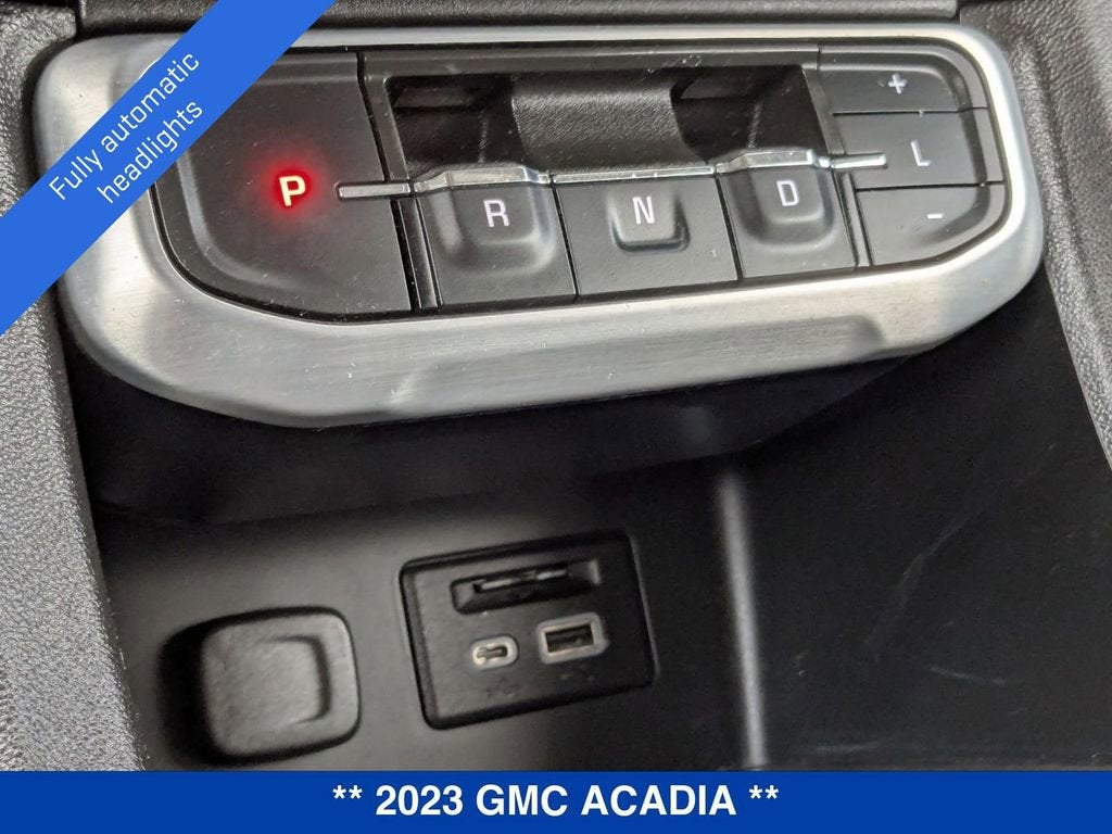 2023 GMC Acadia SLT