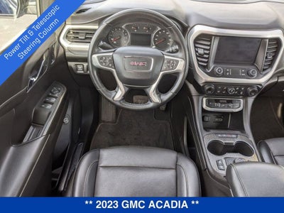 2023 GMC Acadia SLT