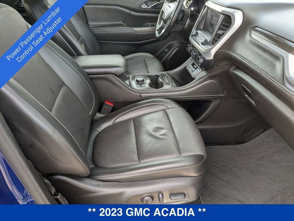 2023 GMC Acadia SLT