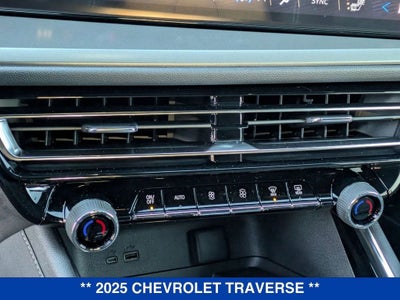 2025 Chevrolet Traverse LT