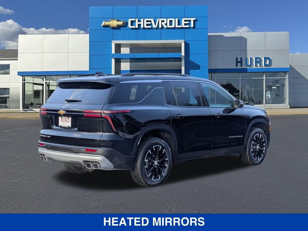 2025 Chevrolet Traverse LT