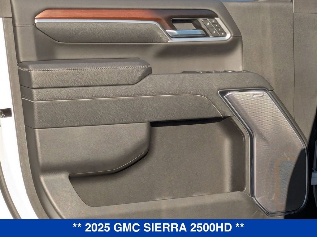 2025 GMC Sierra 2500 HD Denali