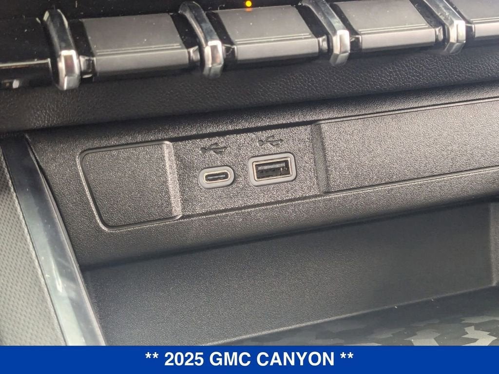 2025 GMC Canyon Elevation