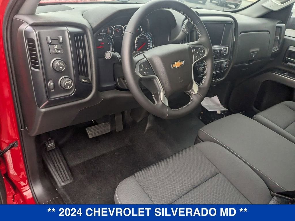 2024 Chevrolet Silverado 5500 HD Work Truck