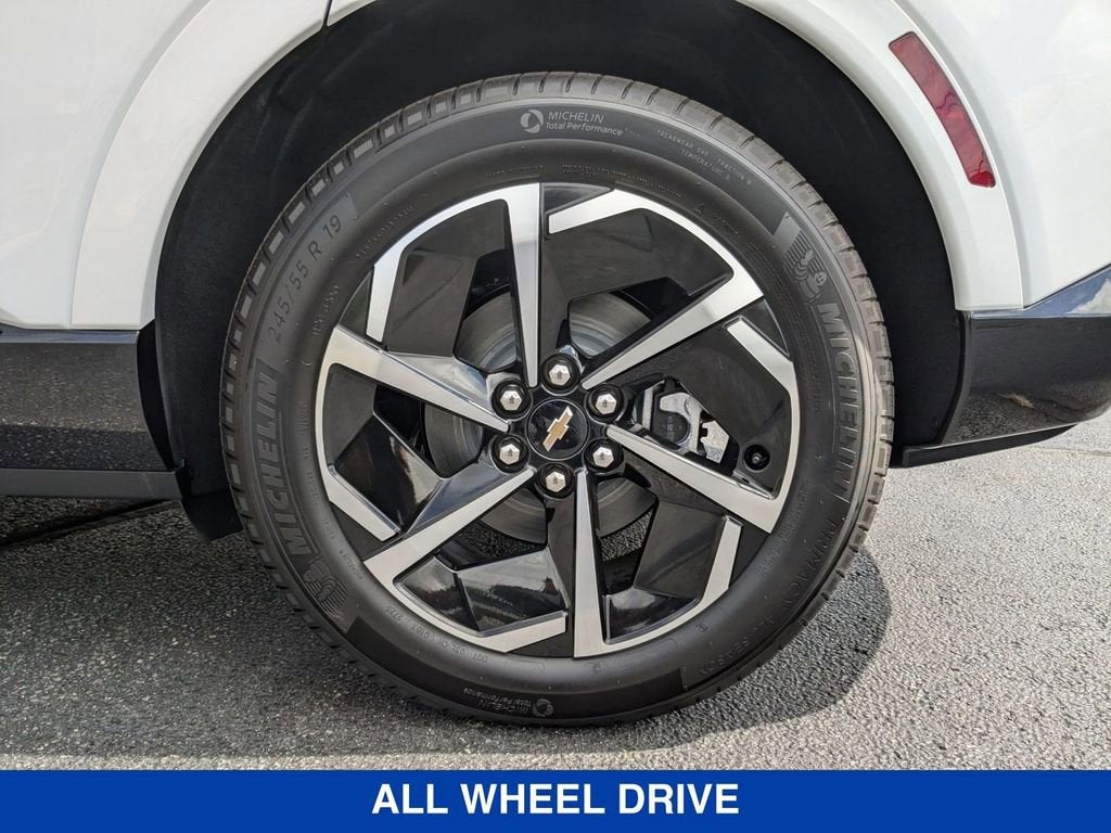 2025 Chevrolet Equinox EV LT