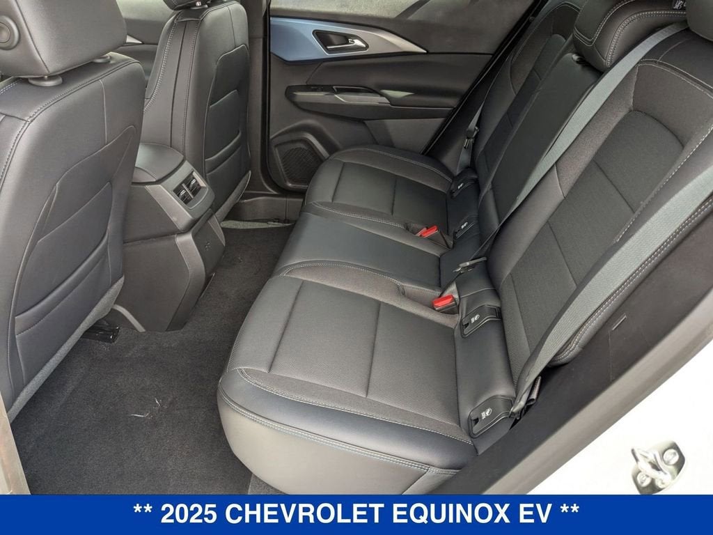 2025 Chevrolet Equinox EV LT