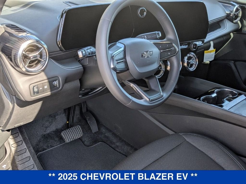 2025 Chevrolet Blazer EV LT