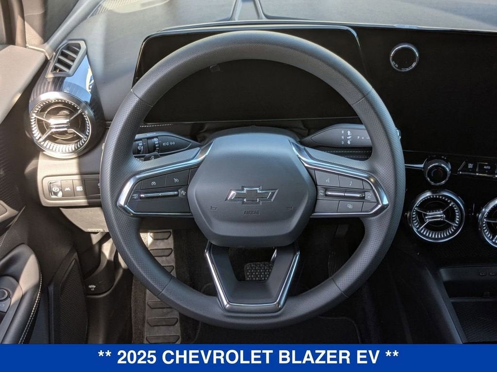 2025 Chevrolet Blazer EV LT