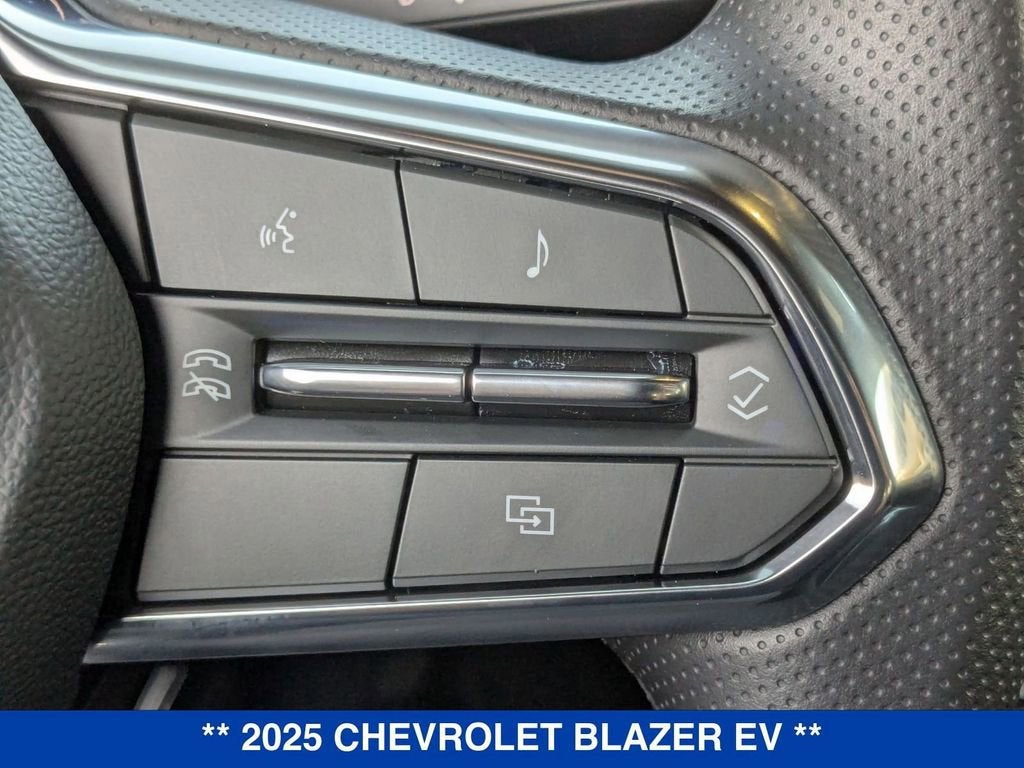2025 Chevrolet Blazer EV LT