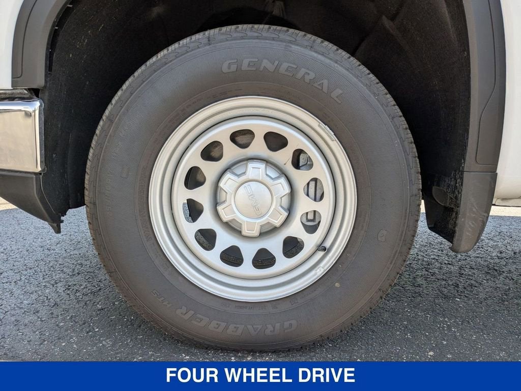 2025 GMC Sierra 1500 Pro