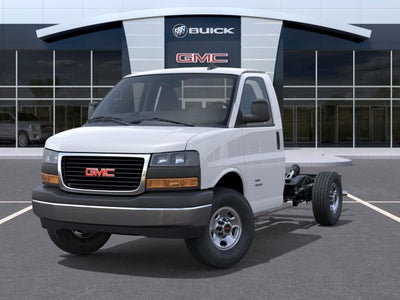 2025 GMC Savana Cutaway 3500 1WT