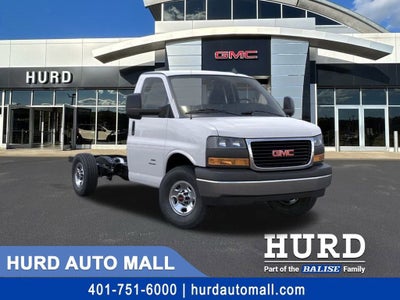 2026 GMC Savana Cutaway 3500 1WT