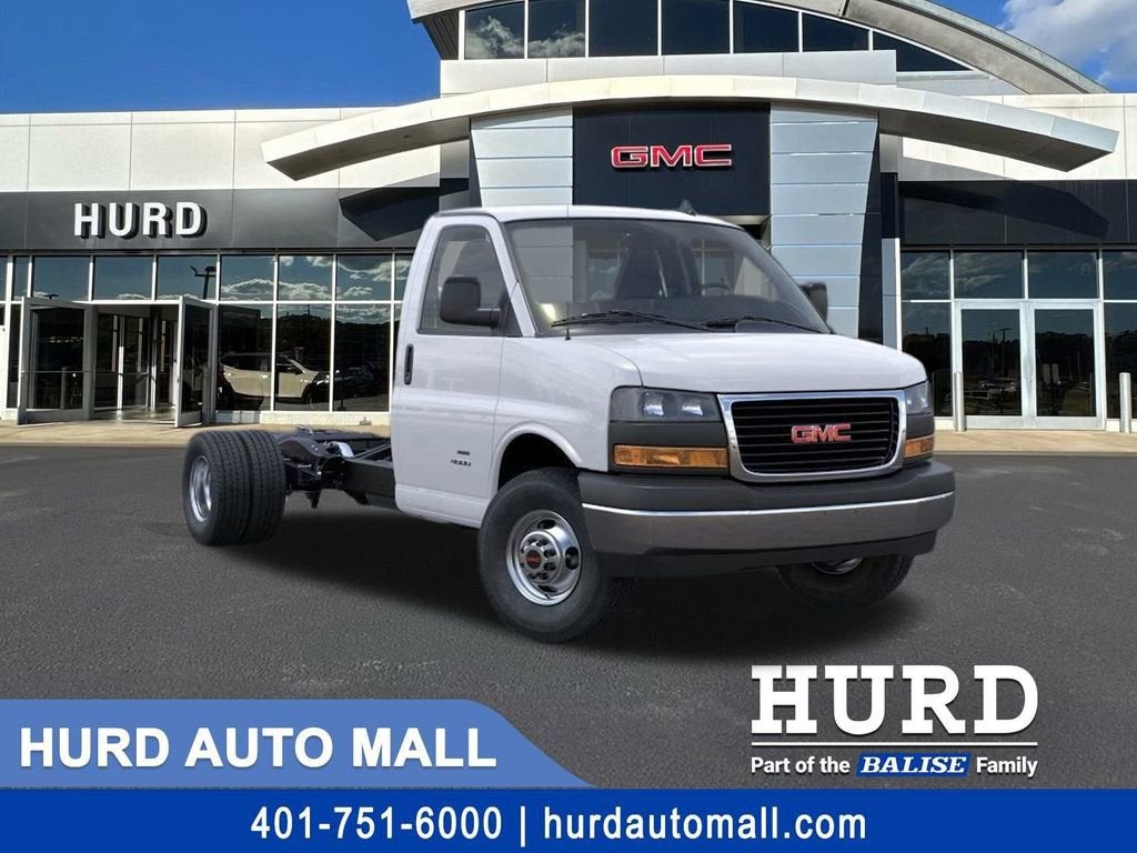 2025 GMC Savana Cutaway 4500 2WT