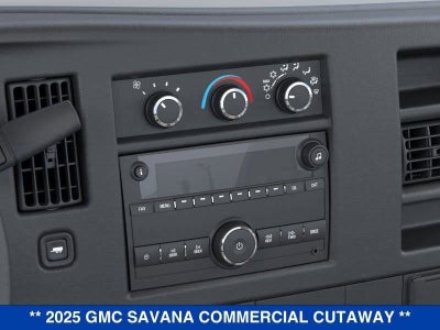 2025 GMC Savana Cutaway 4500 2WT