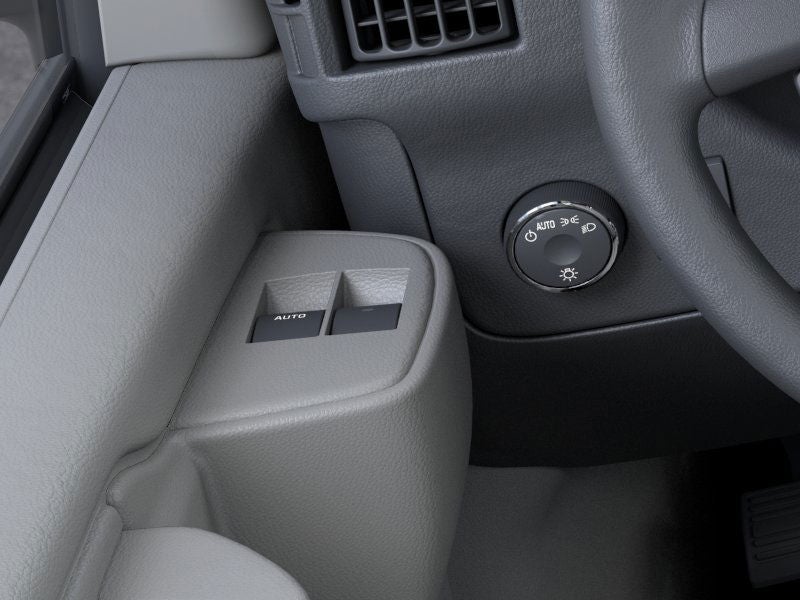 2025 GMC Savana Cutaway 4500 2WT