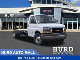 2025 GMC Savana Cutaway 4500 2WT